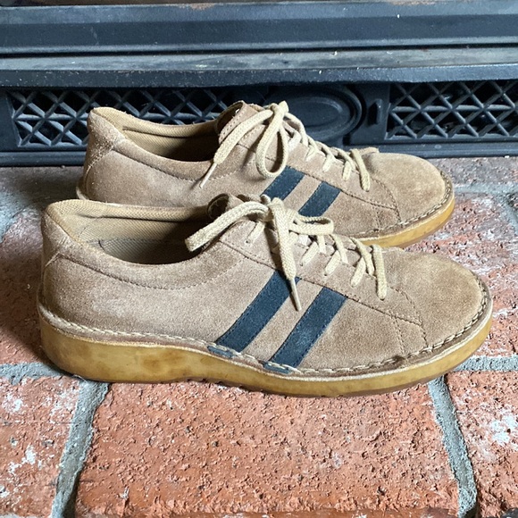 FLY LONDON Men's Tan Suede Derby Sneakers Sz 10 EU 43 Lace up Casual Shoe - Picture 2 of 6